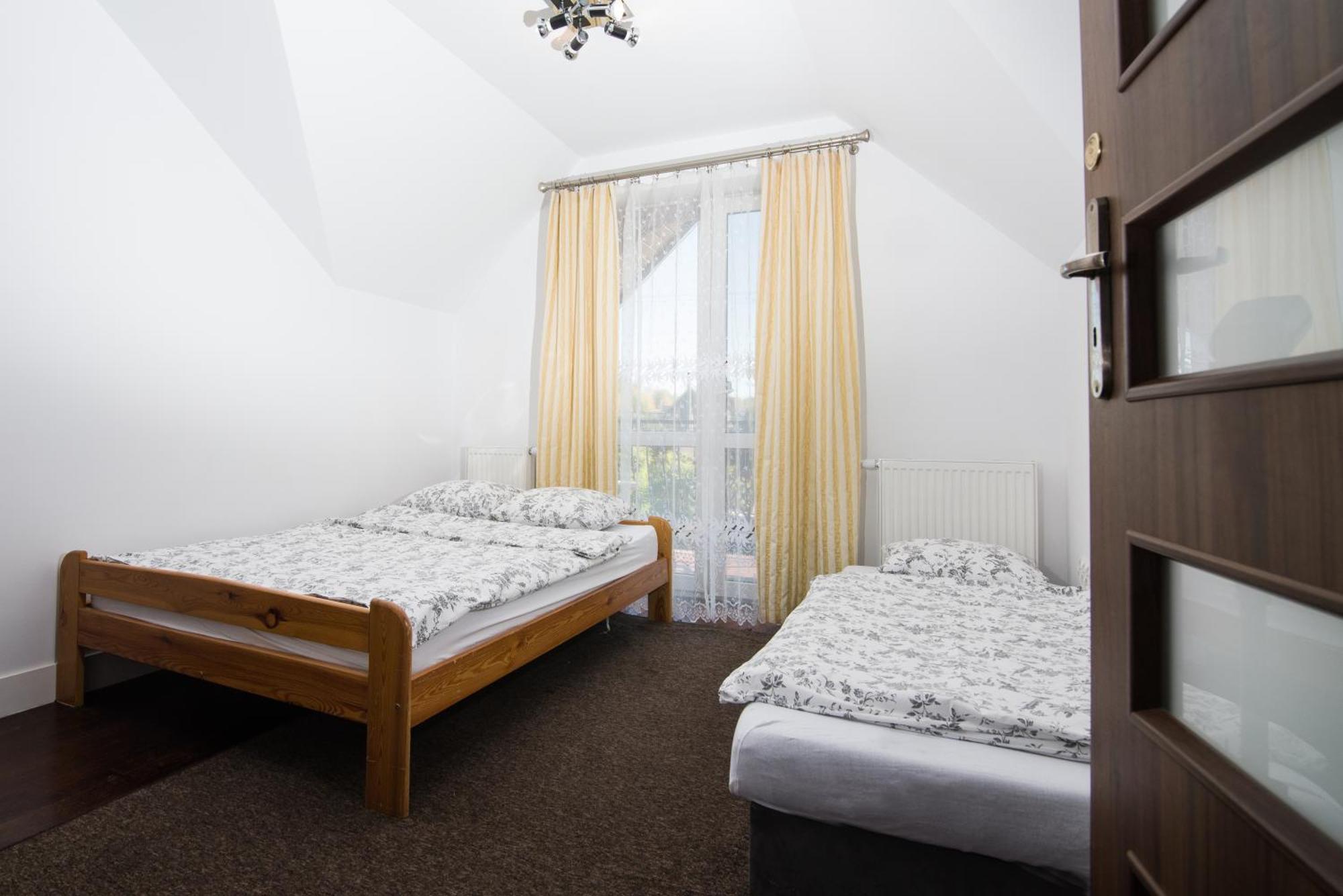 Hubertus Hotel Wola Rzedzinska Bilik gambar